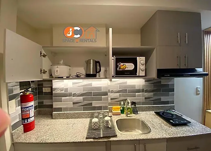 Amani Grand Residences, Near Airport By Jc Spacerentals 세부